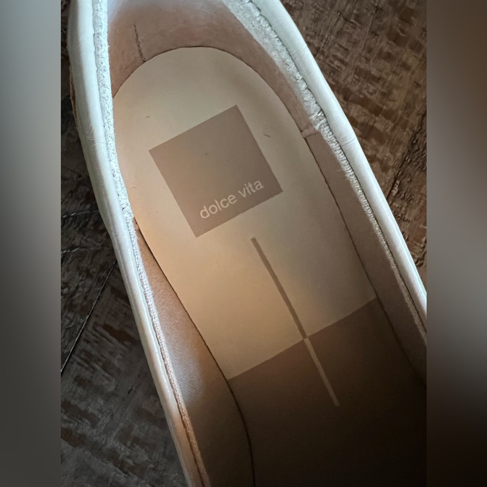 Dolce Vita Women’s Size 7.5 Elias Sesame Crinkle Patent Chunky Sole Loafers - Picture 6 of 6